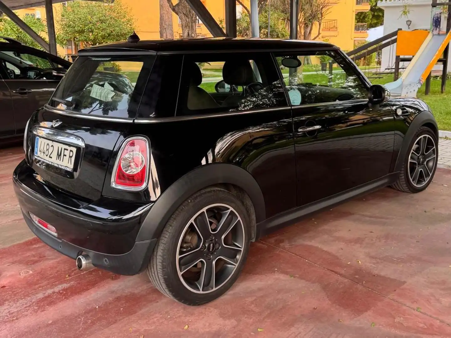 MINI One D Negro - 2