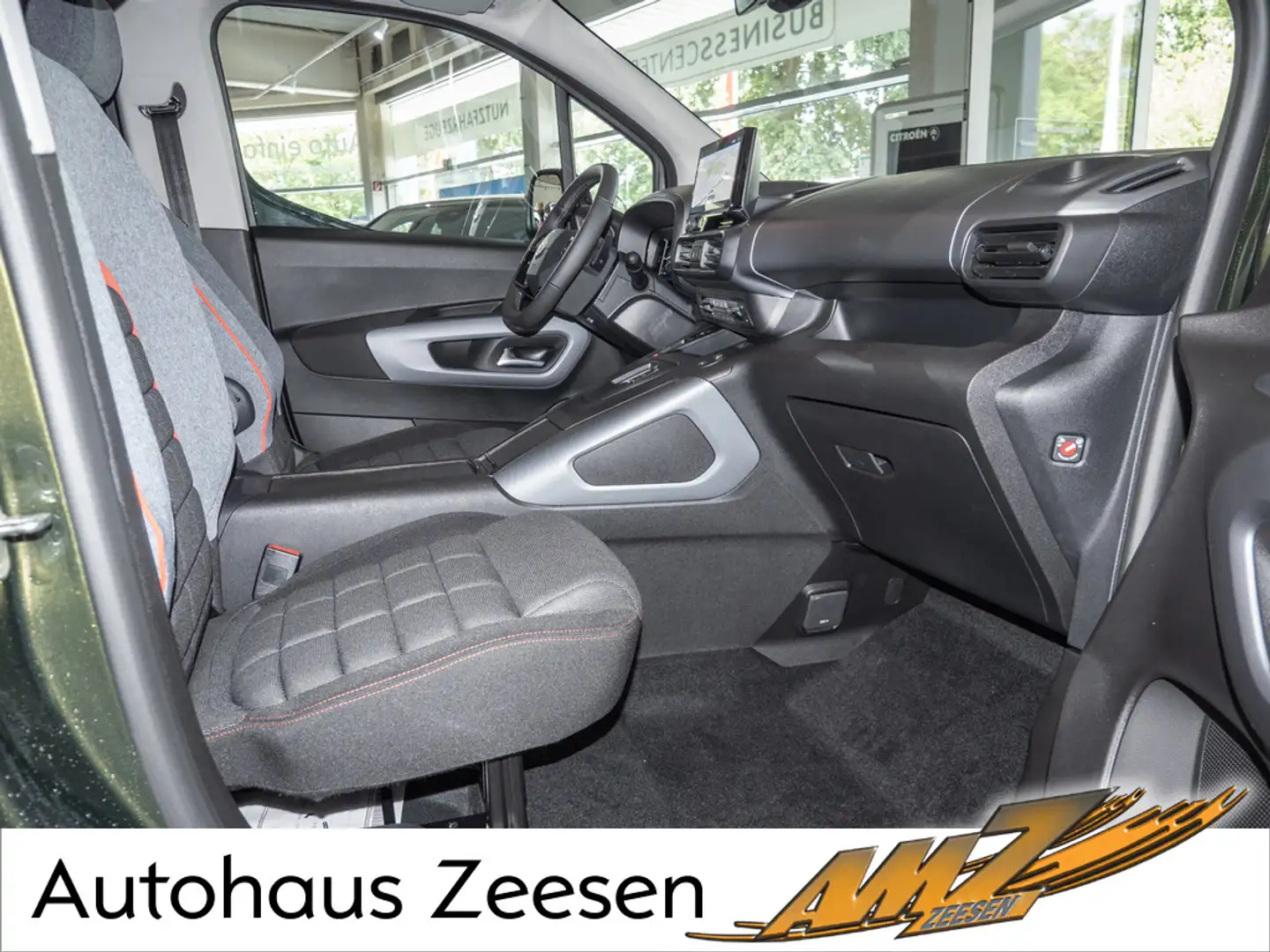 Citroen Berlingo XL BlueHDi 130 Max XTR NAVI PDC AHK Grün - 2