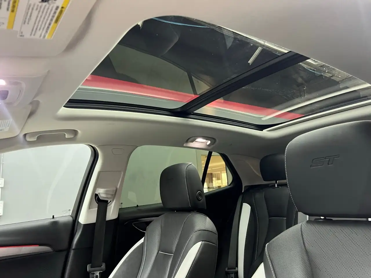 Buick Envision снимка Buick Envision