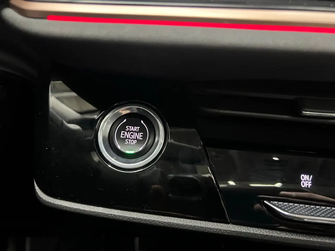 Buick Envision снимка Buick Envision