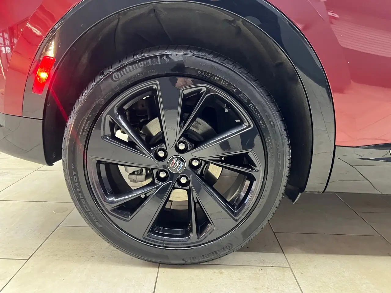 Buick Envision снимка Buick Envision