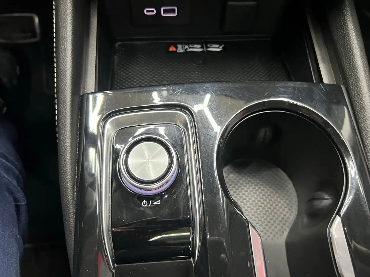Buick Envision снимка Buick Envision