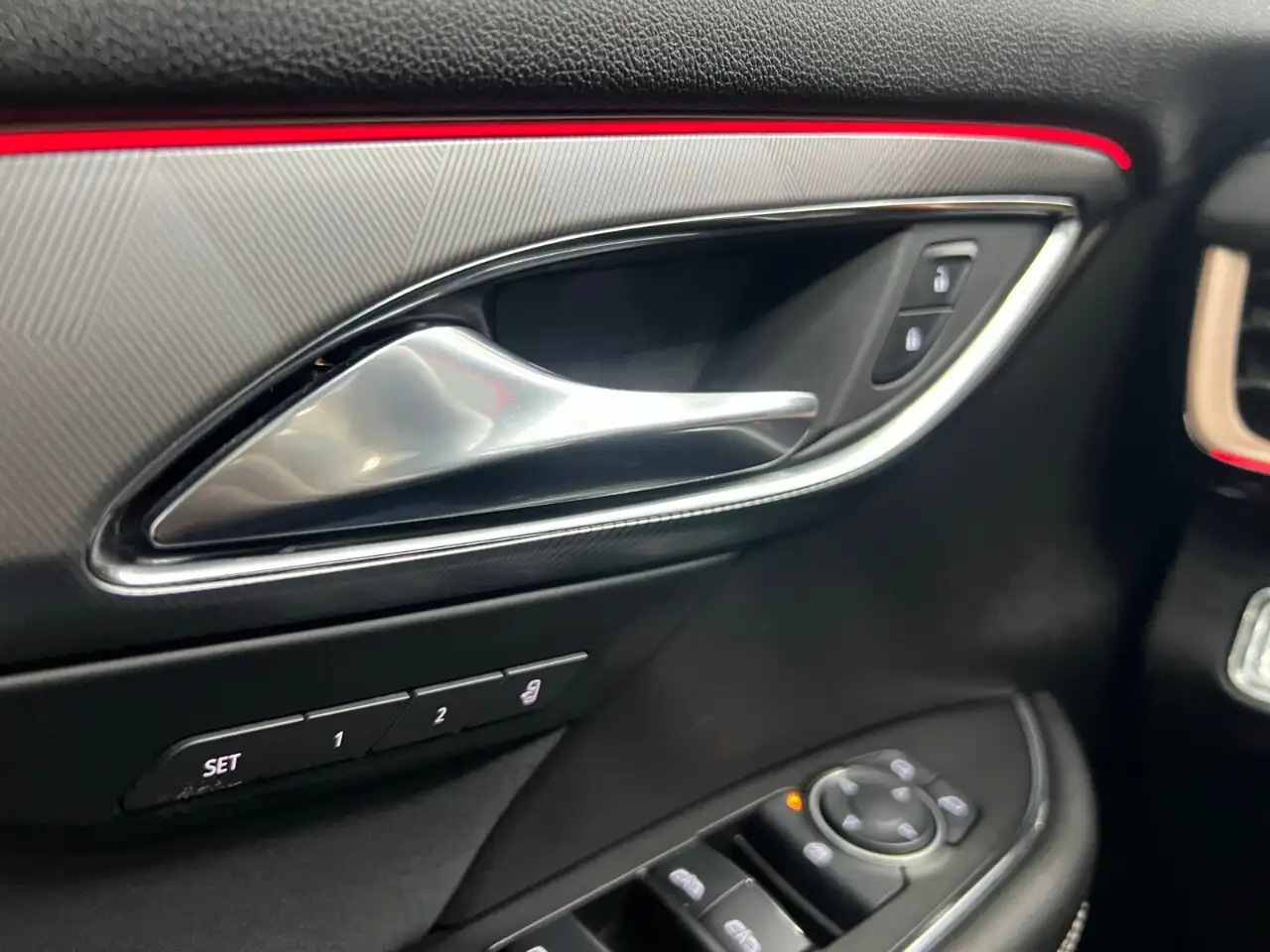 Buick Envision снимка Buick Envision