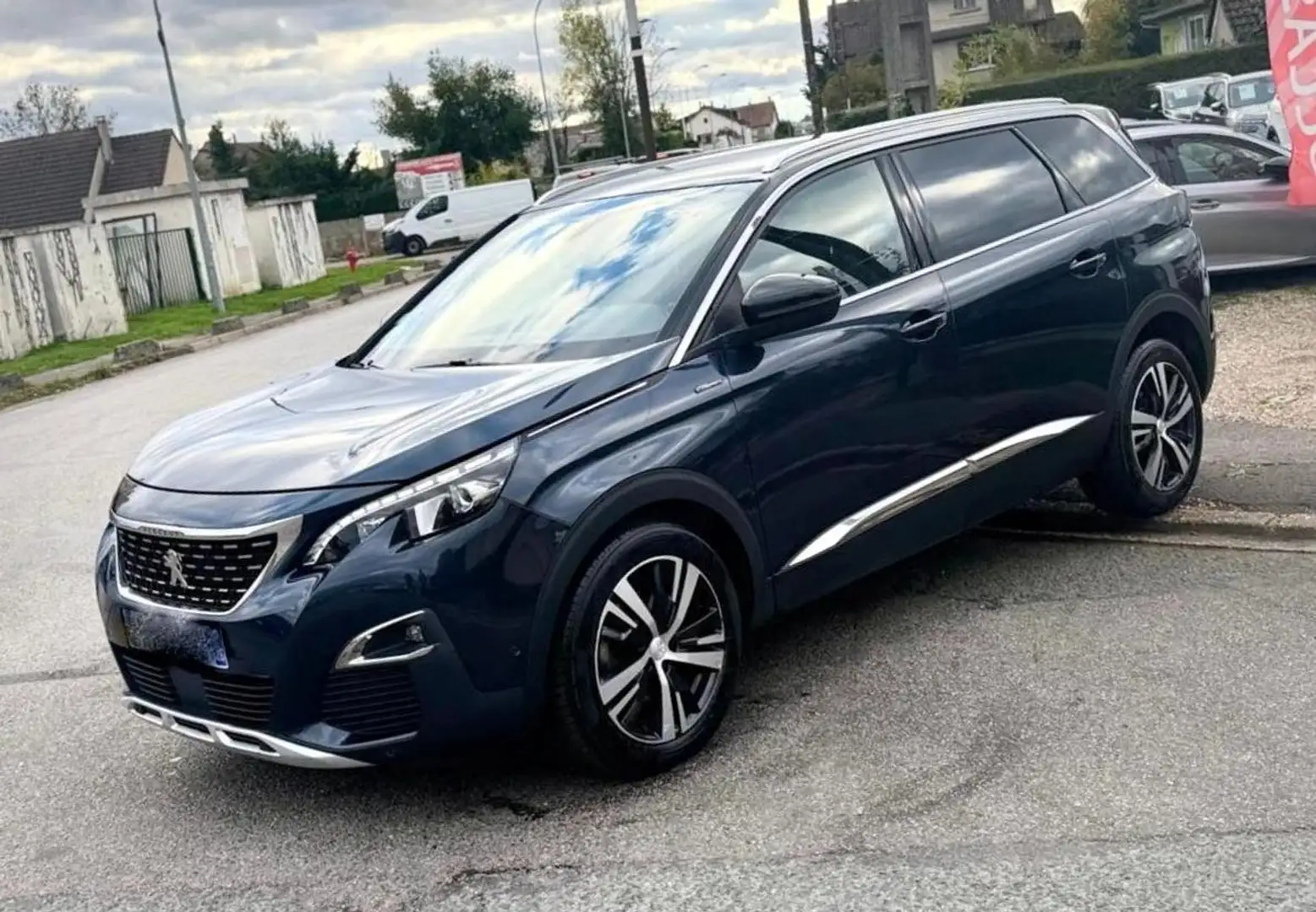 Peugeot 5008 GT Line 1.5 BLUEHDi 130CV BVA8 12500HT ENTRETIEN A JOUR TBEG Gris - 1