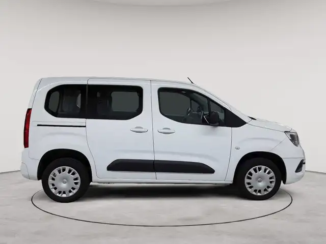 Opel Combo view 3