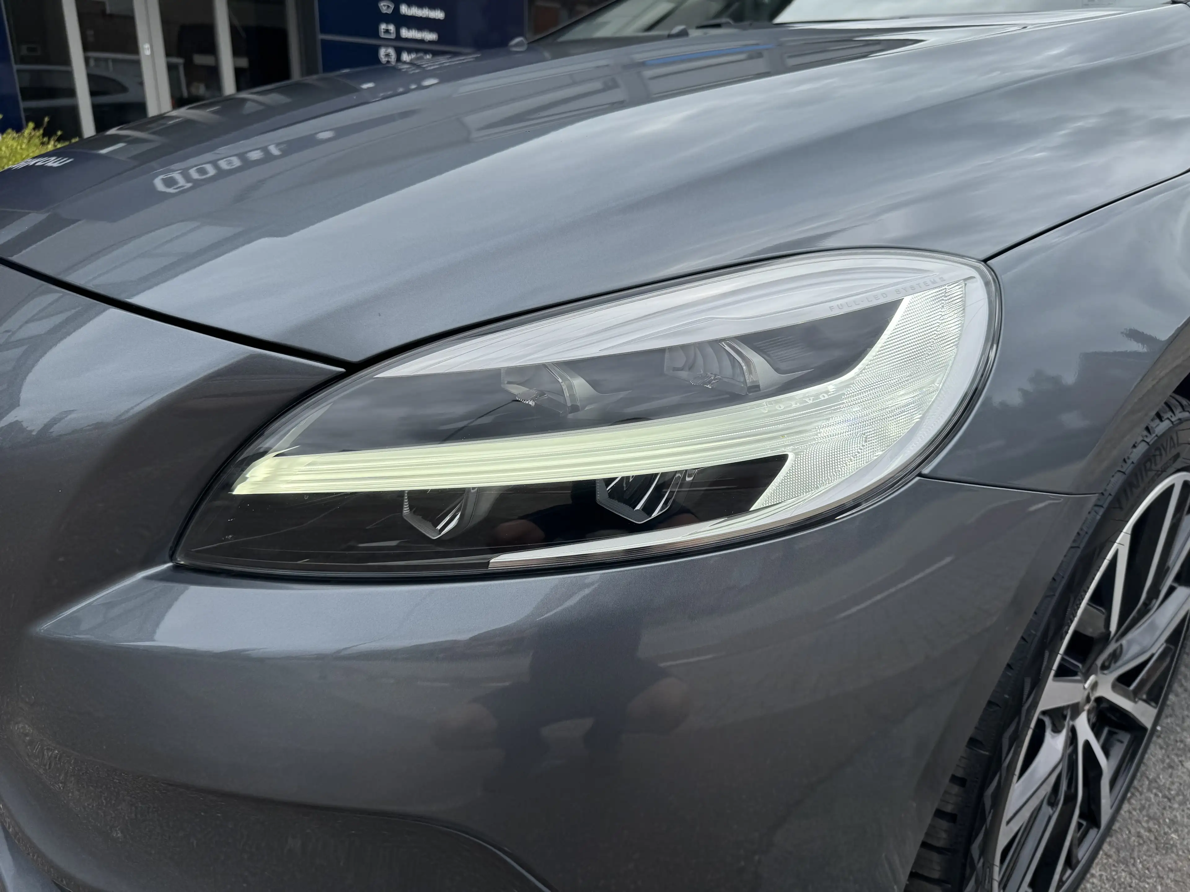 Volvo V40 Kinetic 2.0 Benzine 1ste eigenaar 36000KM!!! — photo 6
