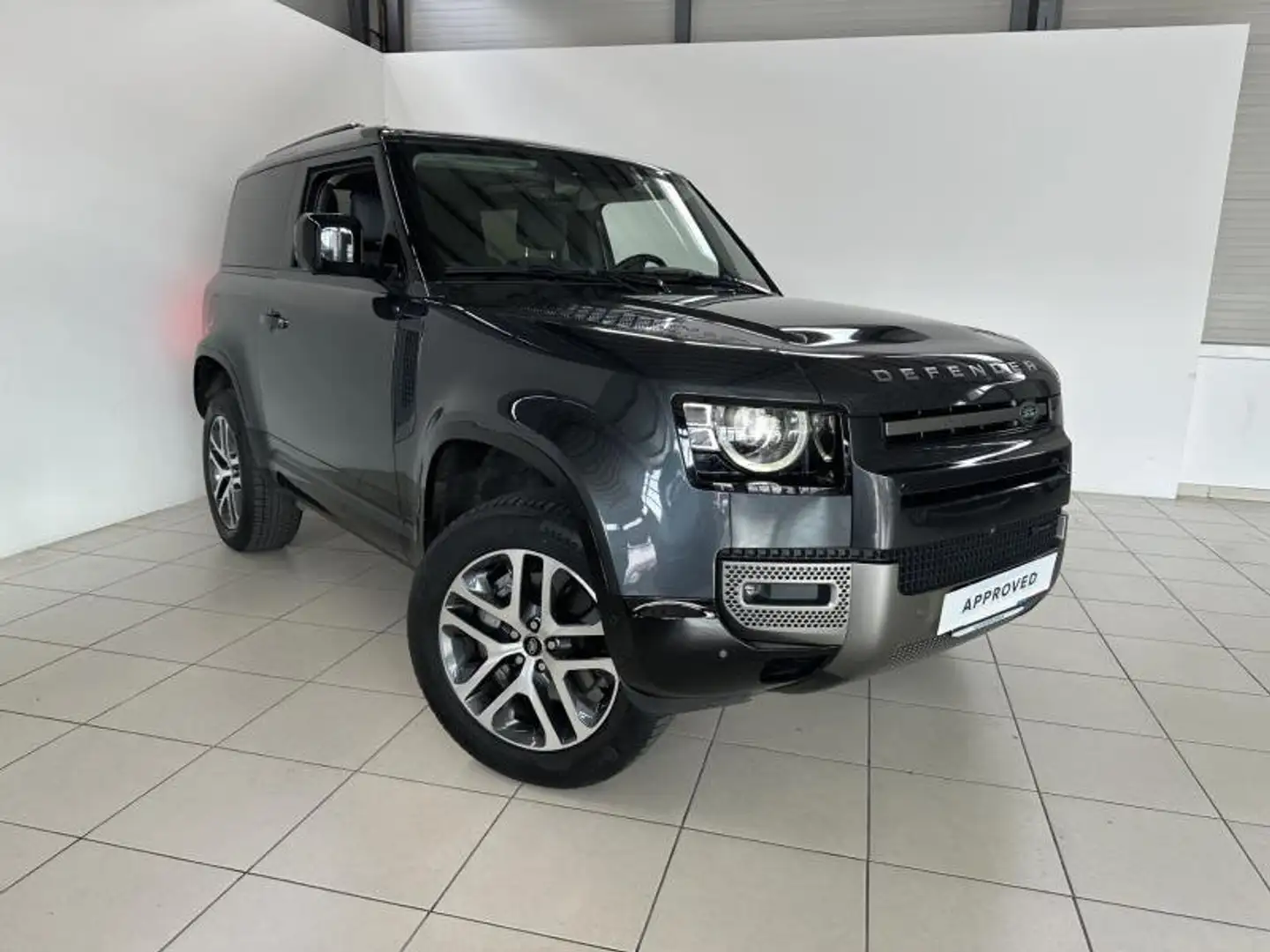 Land Rover Defender (2019) 90 3.0D I6 300 CV X-Dynamic HSE - 1