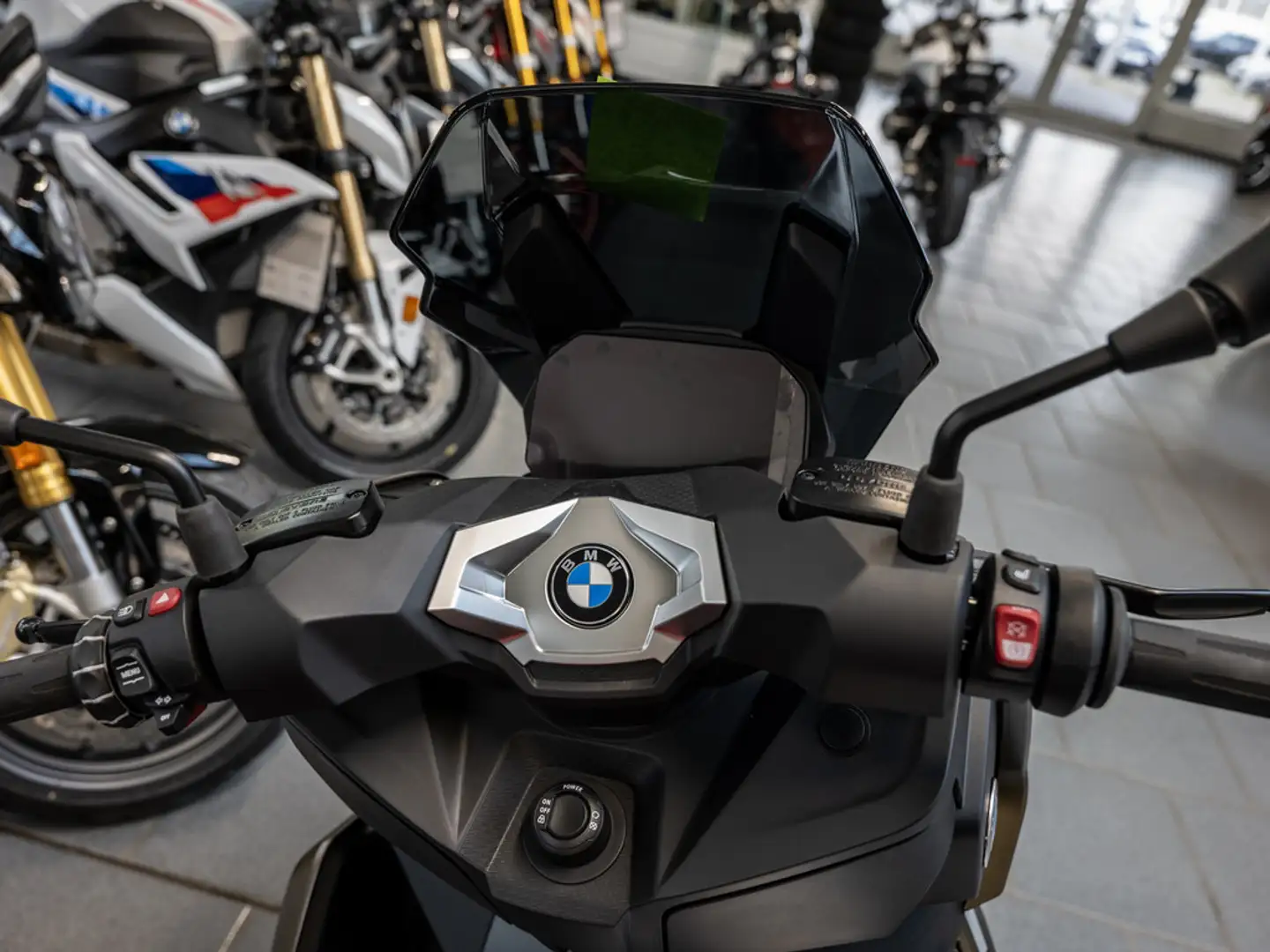 BMW C 400 X KOMFORT-P. GRIFFHEIZUNG LED Rugged Marrone - 2