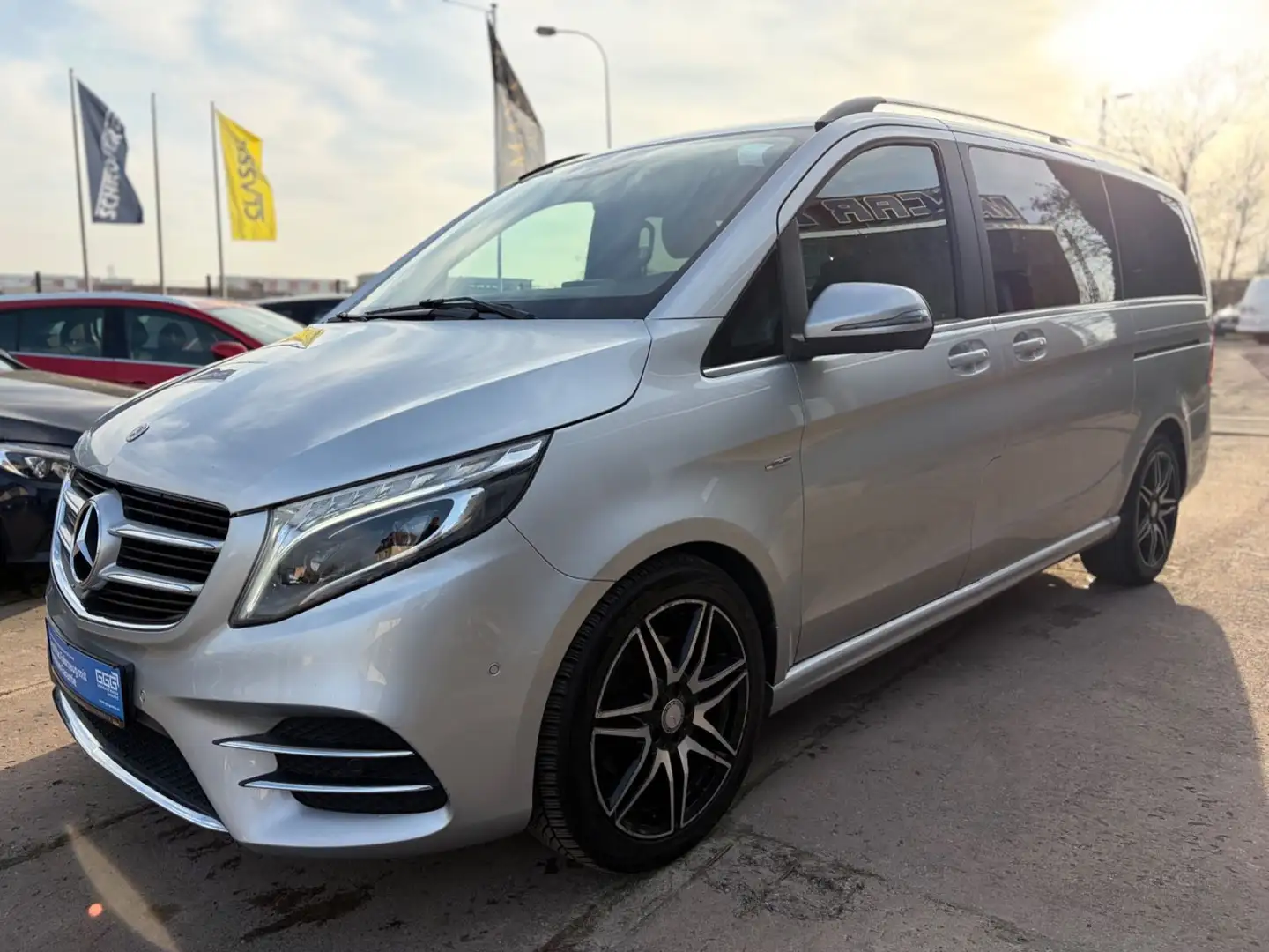 Mercedes-Benz V 200 V 250 CDI/BT/d AVANTGARDE lang Plateado - 1