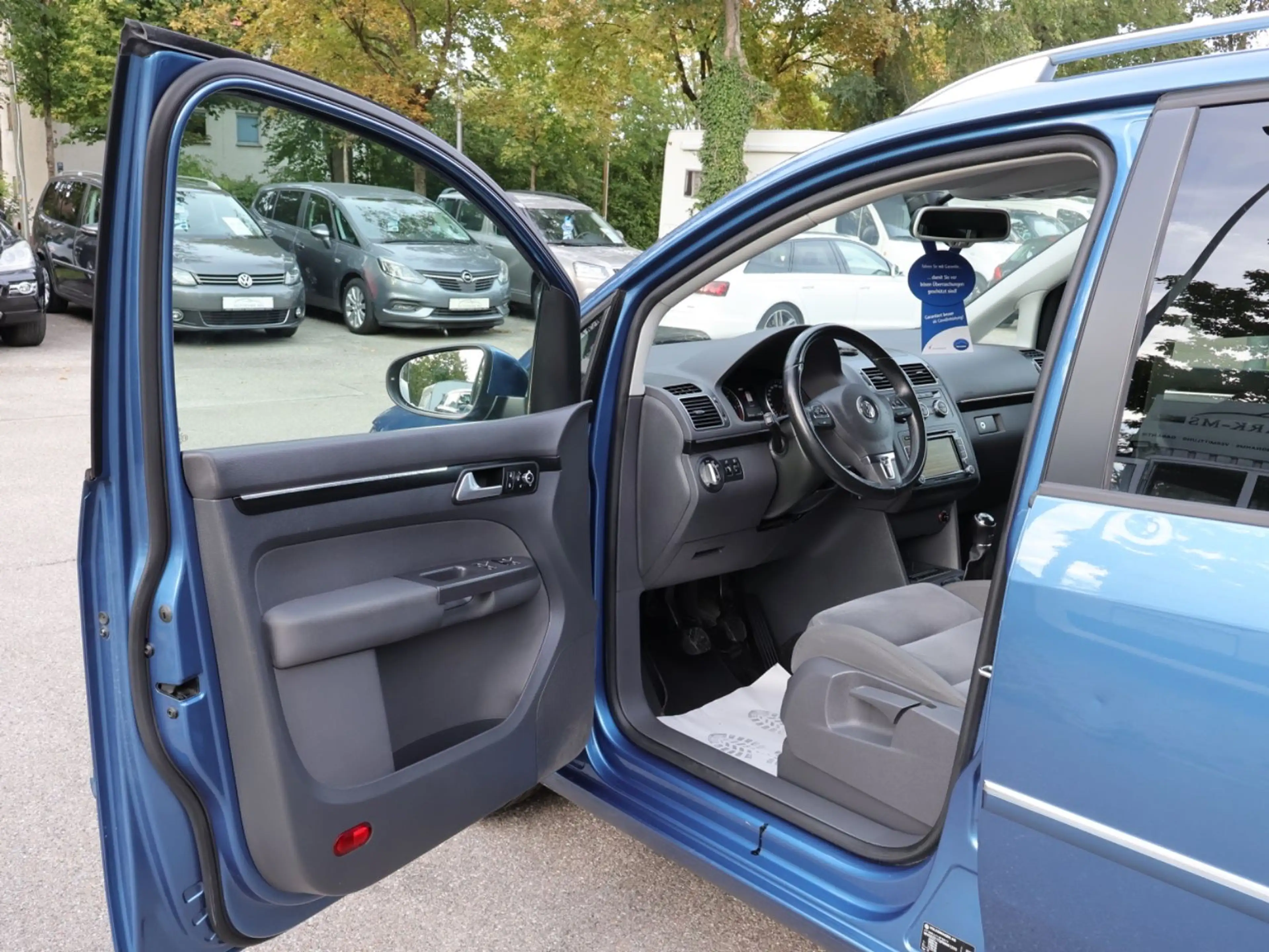 Volkswagen Touran Highline 2.0 TDI 7-Sitze AHK-KAMERA-PDC — photo 15
