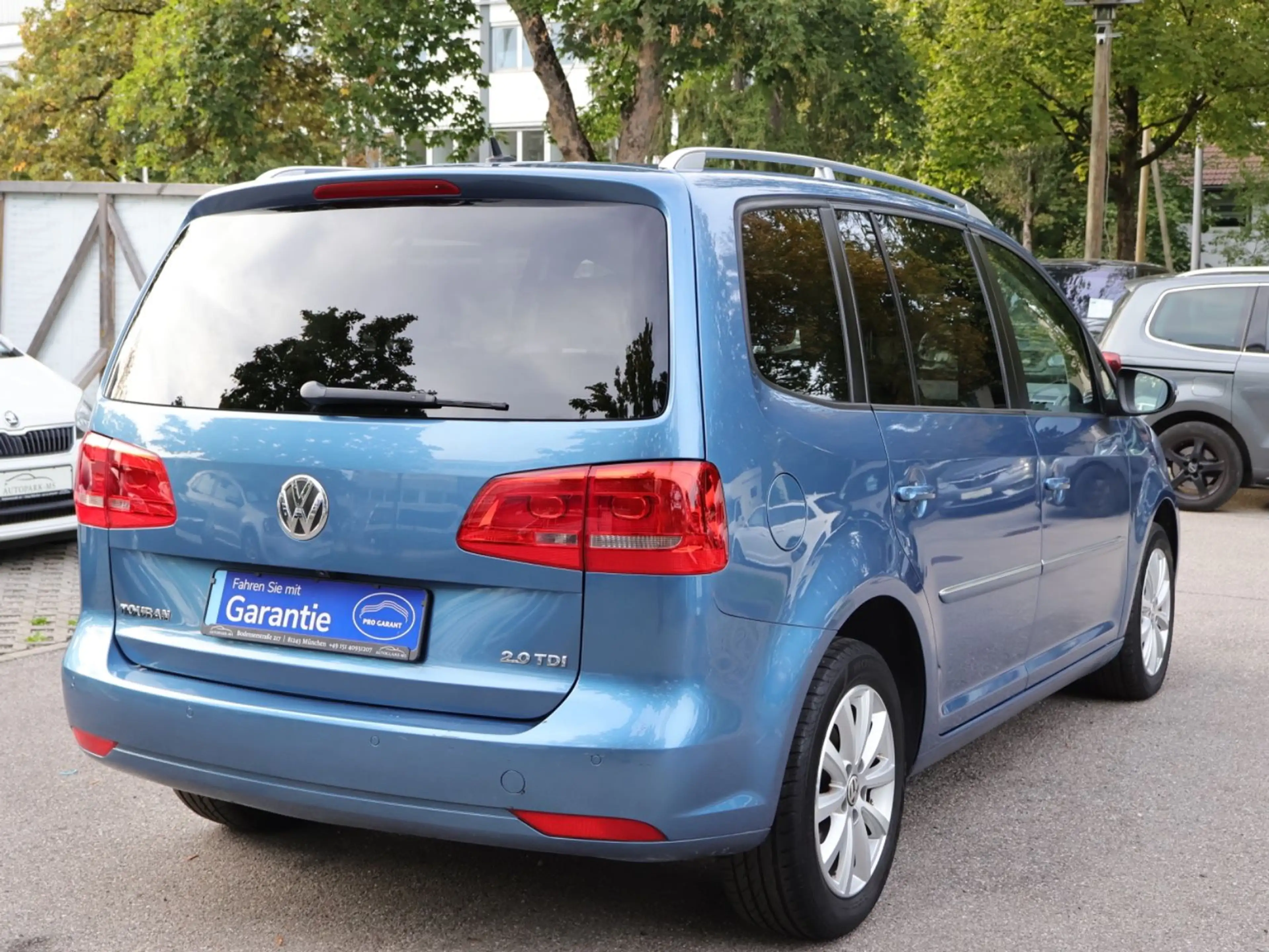 Volkswagen Touran Highline 2.0 TDI 7-Sitze AHK-KAMERA-PDC — photo 4