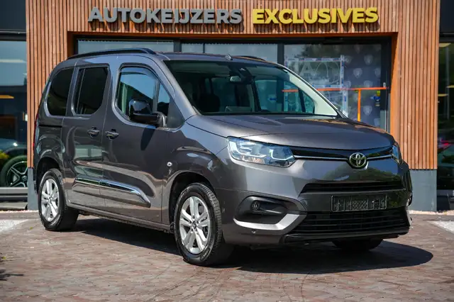 Toyota Proace City Geel Kenteken 5 Persoons Automaat Navi