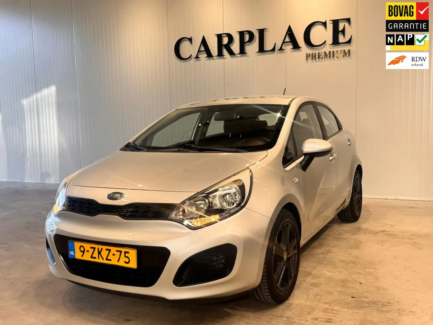 Kia Rio 1.2 CVVT Grijs - 1