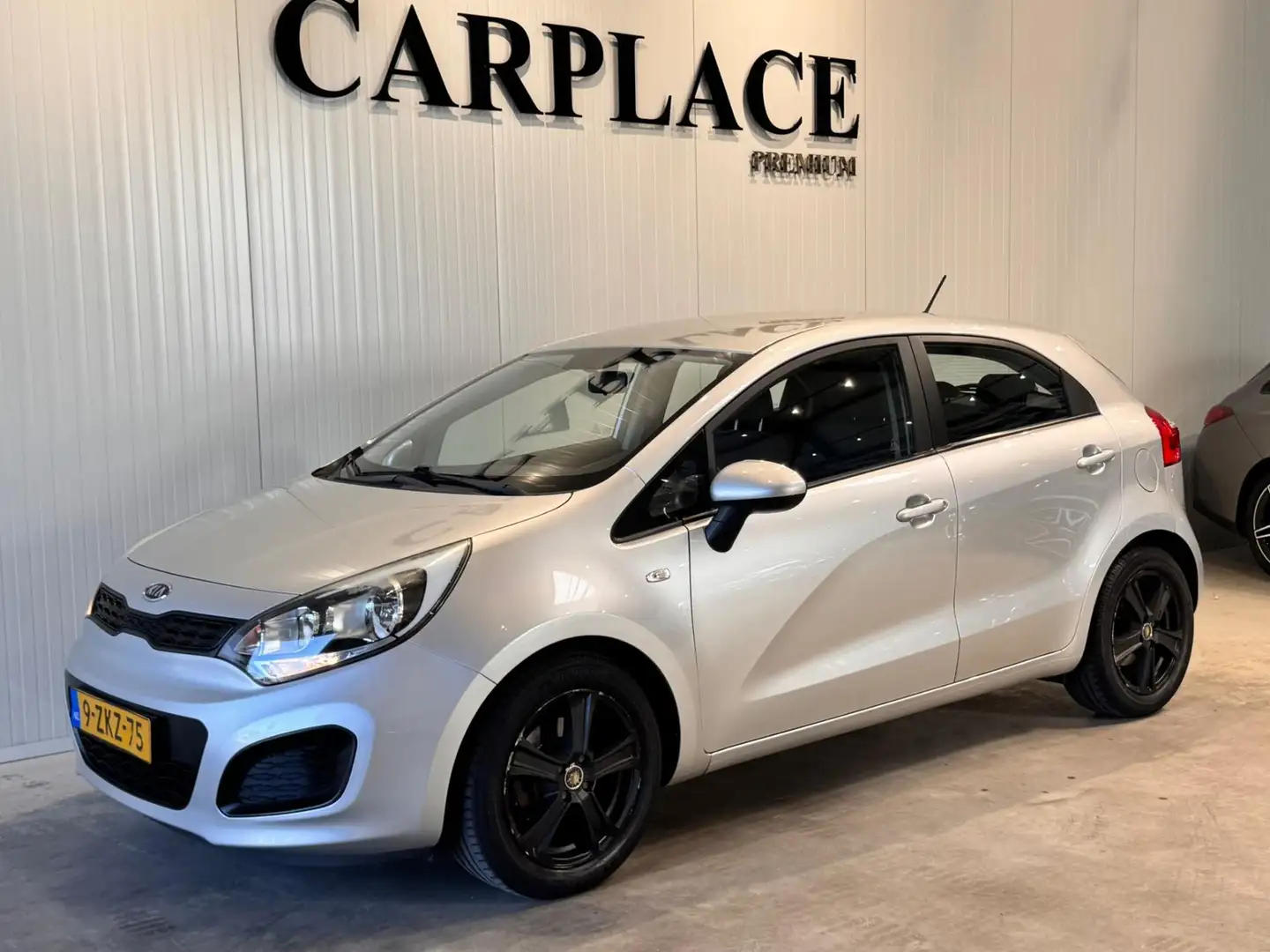 Kia Rio 1.2 CVVT Grijs - 2