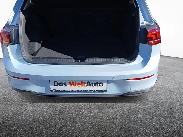 Volkswagen Golf view 12