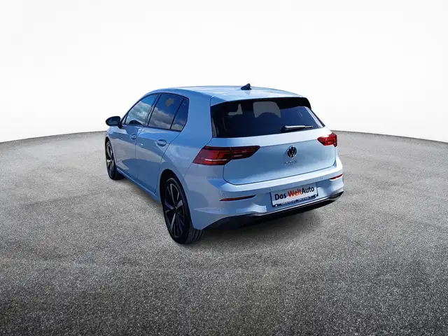 Volkswagen Golf view 3