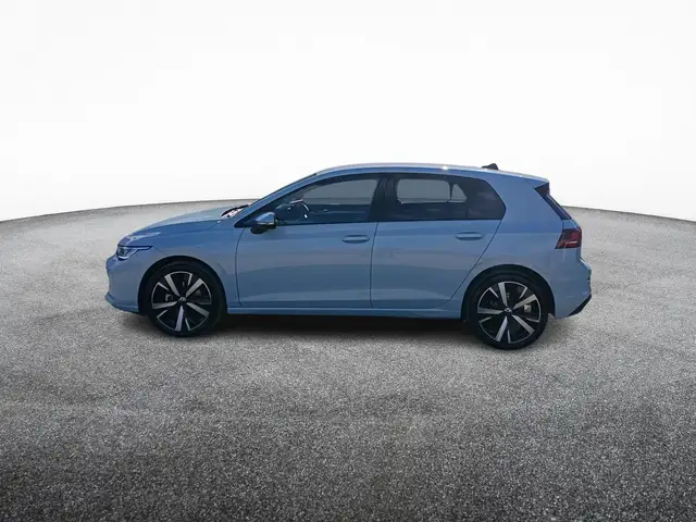 Volkswagen Golf view 2