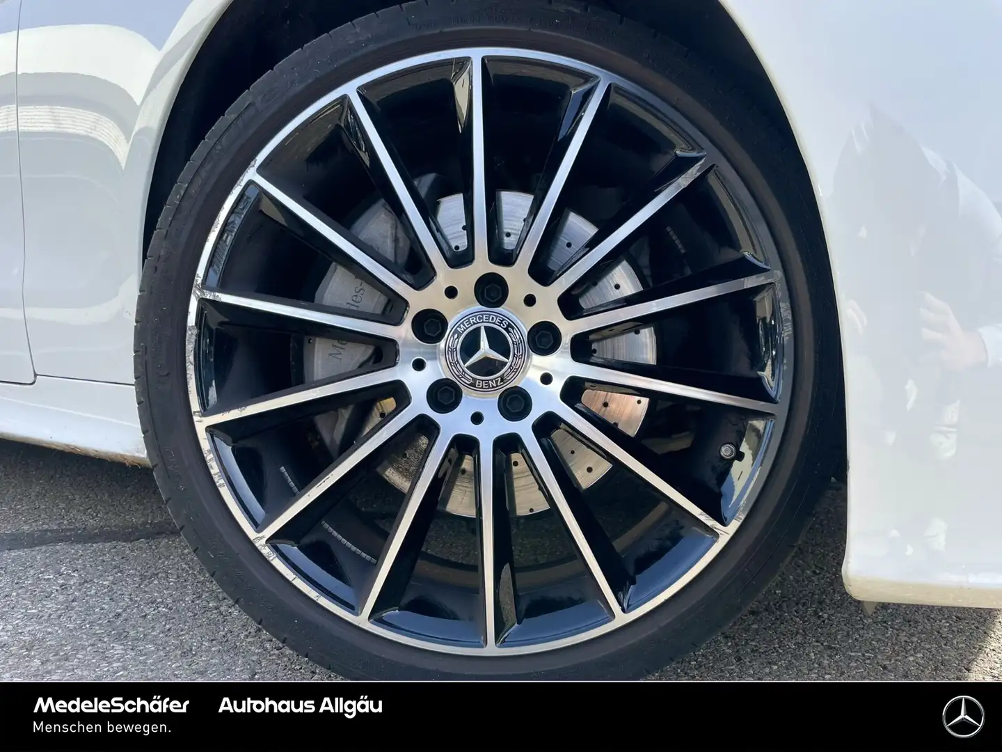 Mercedes-Benz E 300 E 300 d 4M Cabrio AMG Night Distro SKlima 360° Weiß - 2