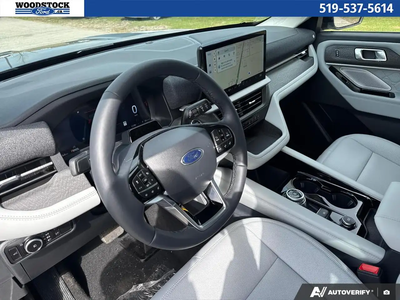 Ford Explorer снимка Ford Explorer