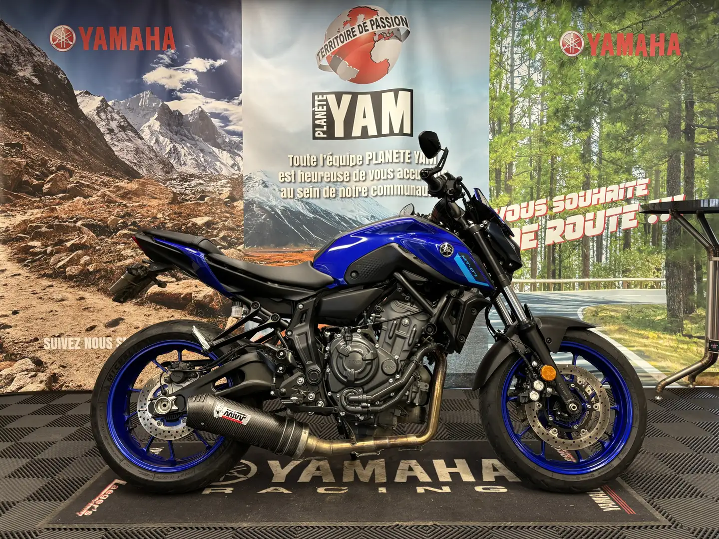 Yamaha MT-07 Bleu - 1