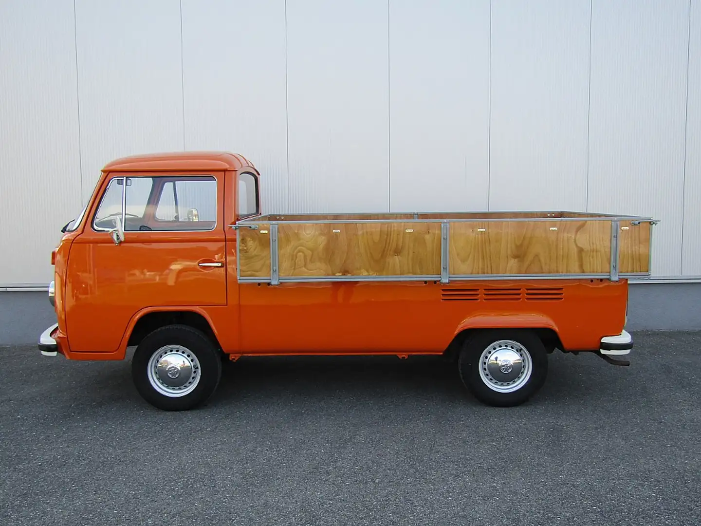 Volkswagen T2 Westfalia Pritsche nur 68.260km TOP!! Orange - 2