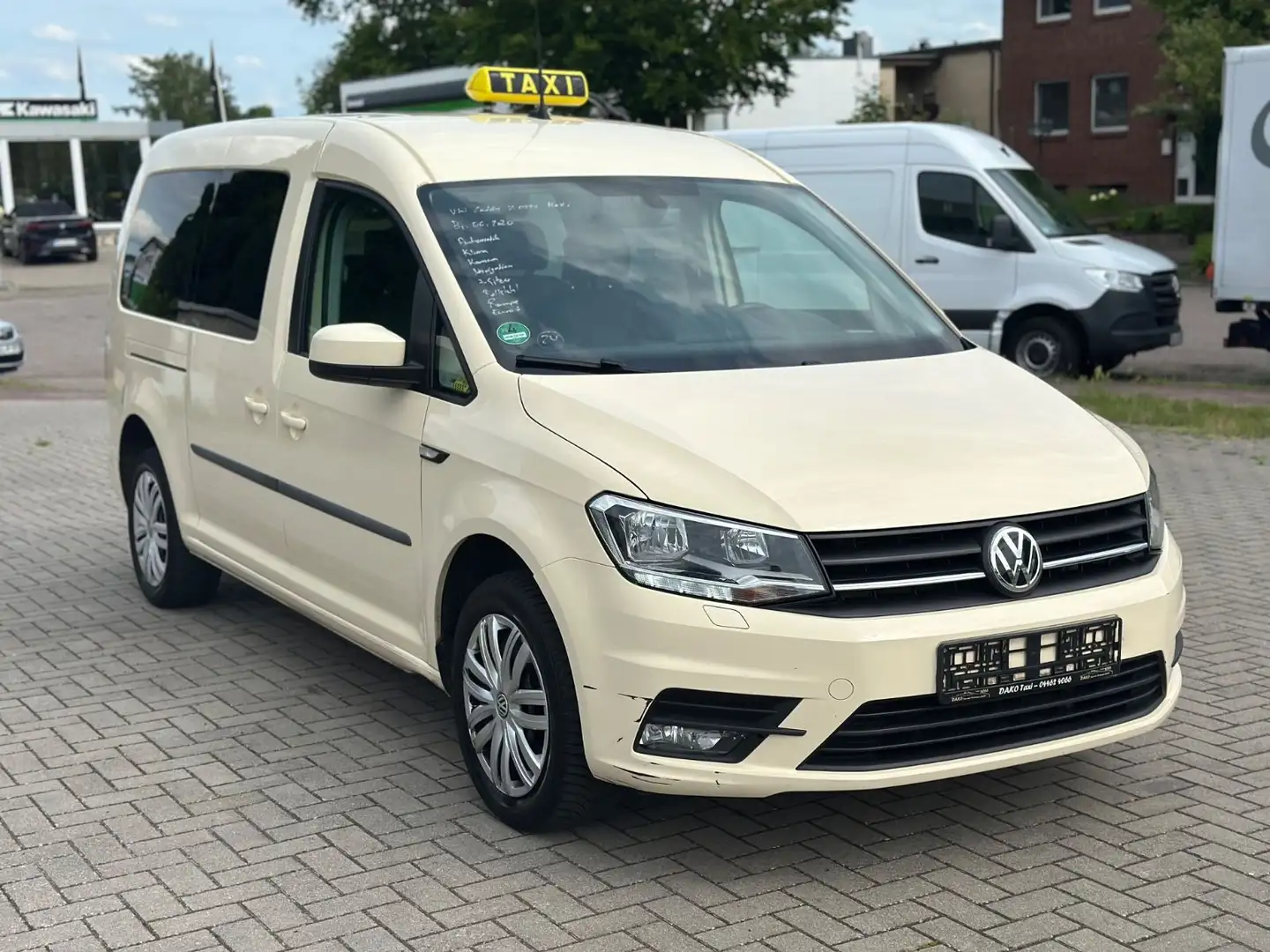 Volkswagen Caddy Maxi Aut*Rollstuhl*Rampe*7-Sitzer*PDC* Beige - 2