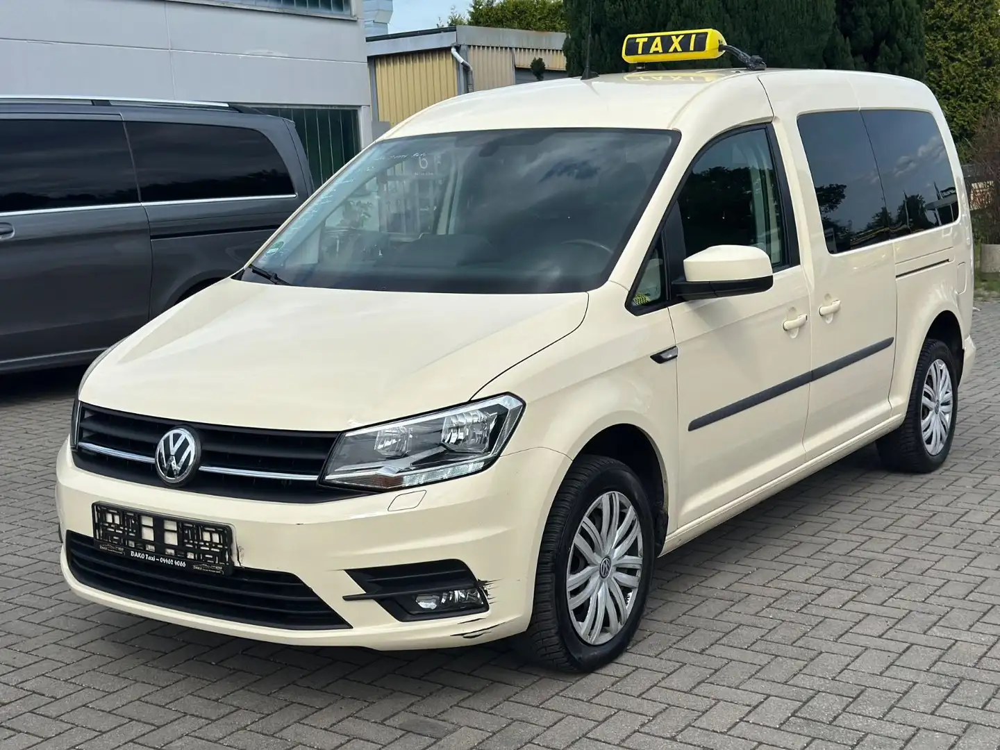 Volkswagen Caddy Maxi Aut*Rollstuhl*Rampe*7-Sitzer*PDC* Beige - 1