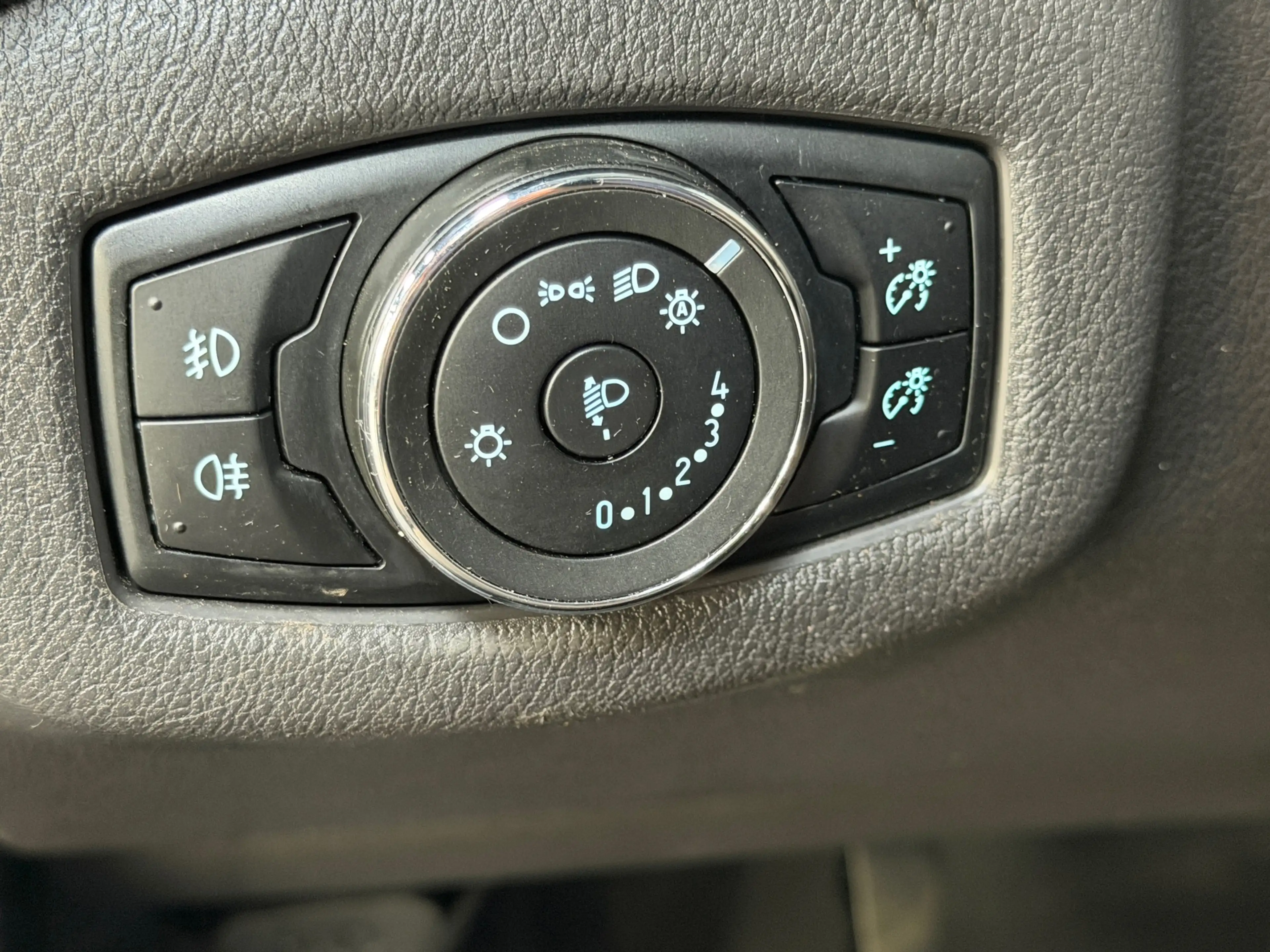 Ford Transit Connect 1.5 TDCI L1 Trend | Airco | PDC | 3-Zits | Bleutho — photo 9