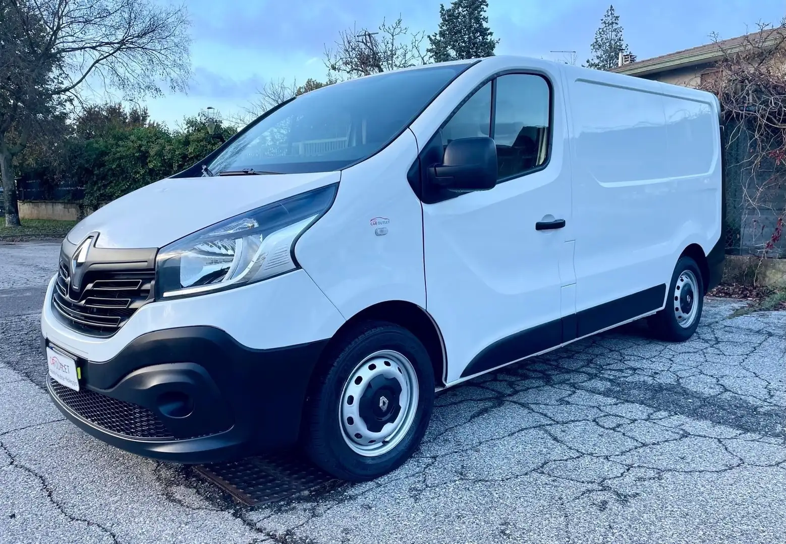 Renault Trafic Trafic T27 1.6 dCi 120CV PC-TN Furgone SOLO 39.000 Blanc - 1