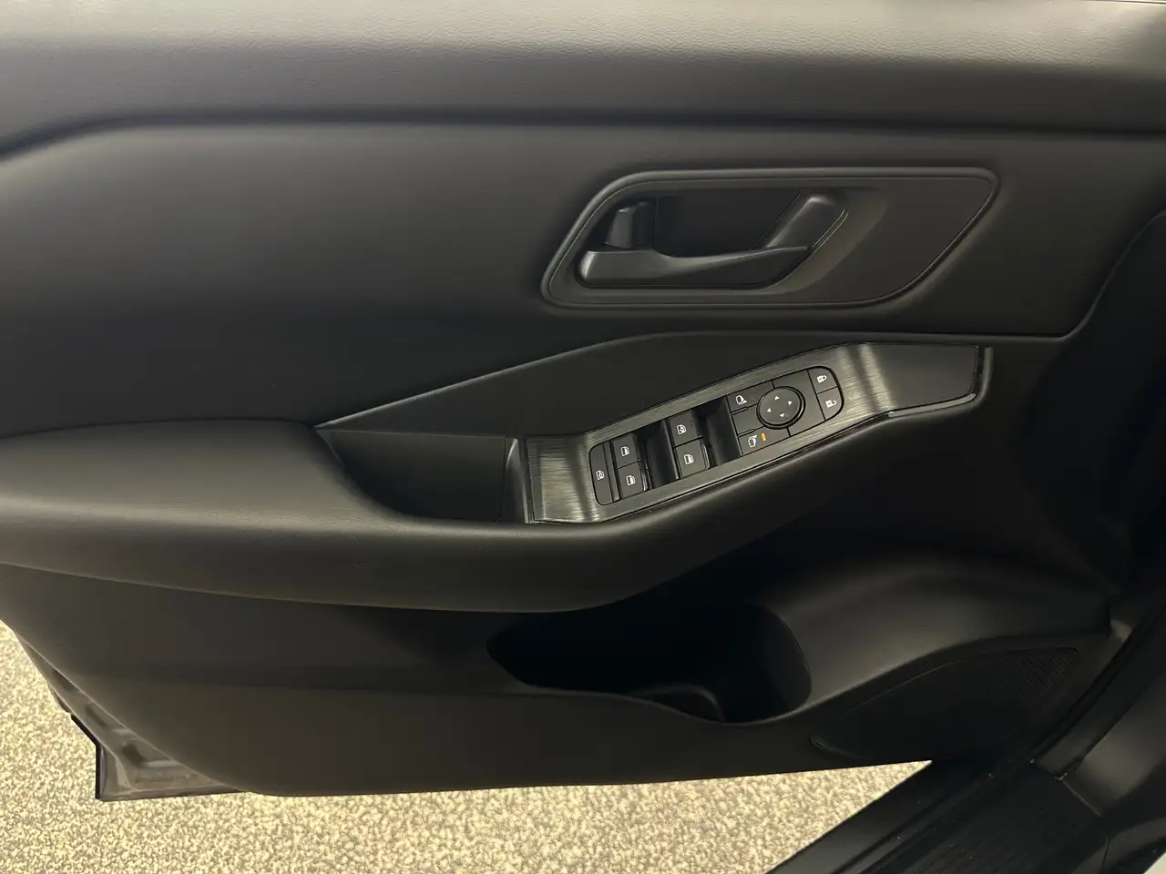 Nissan Rogue fotografie Nissan Rogue