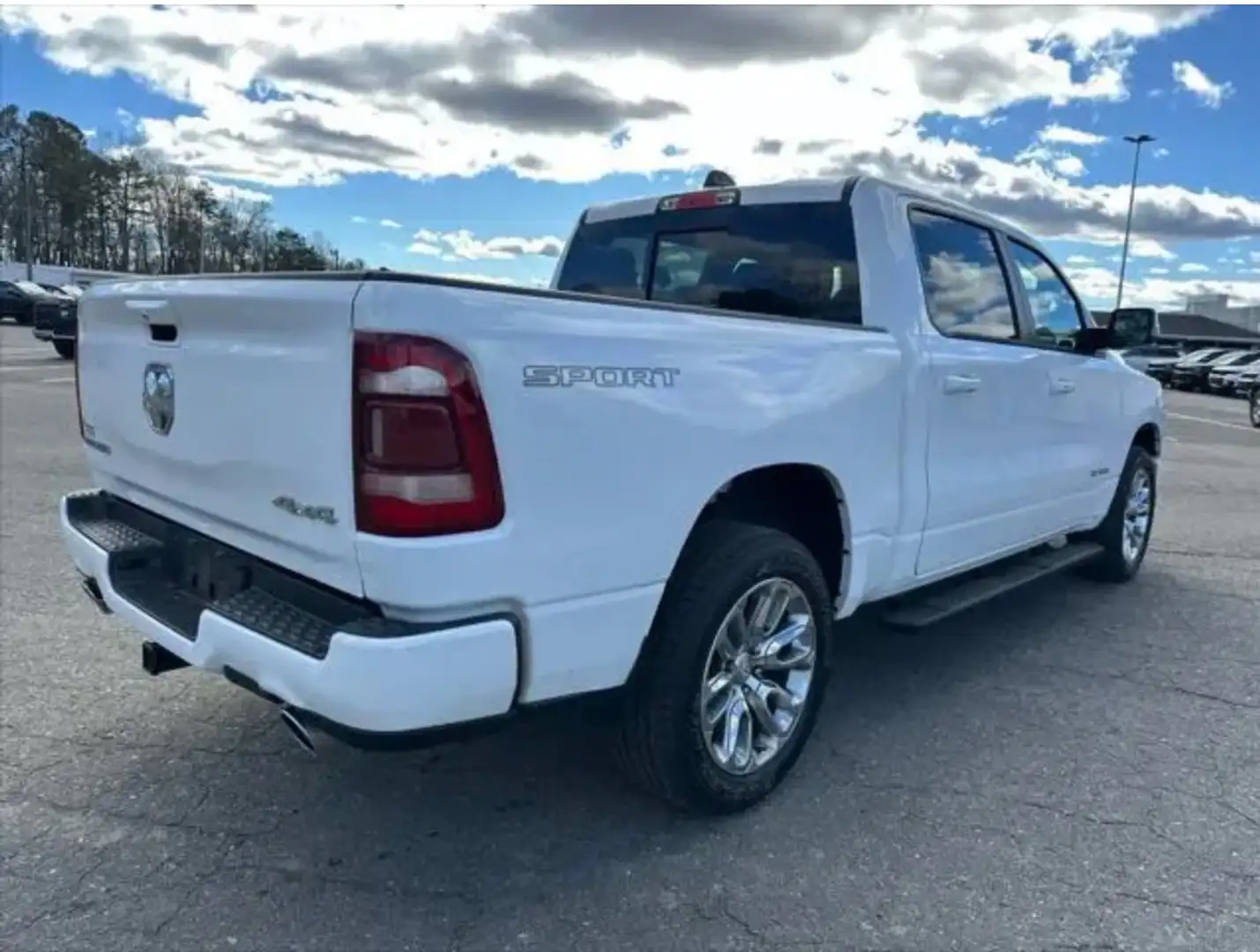 RAM 1500 LARAMIE SPORT 5.7L V8 HEMI NUOVO 6/2025 Wit - 2