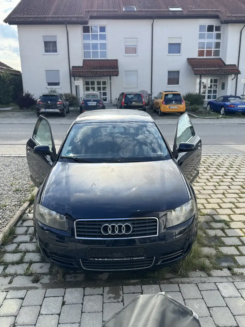 Audi A3 1.6 Attraction Blau - 2