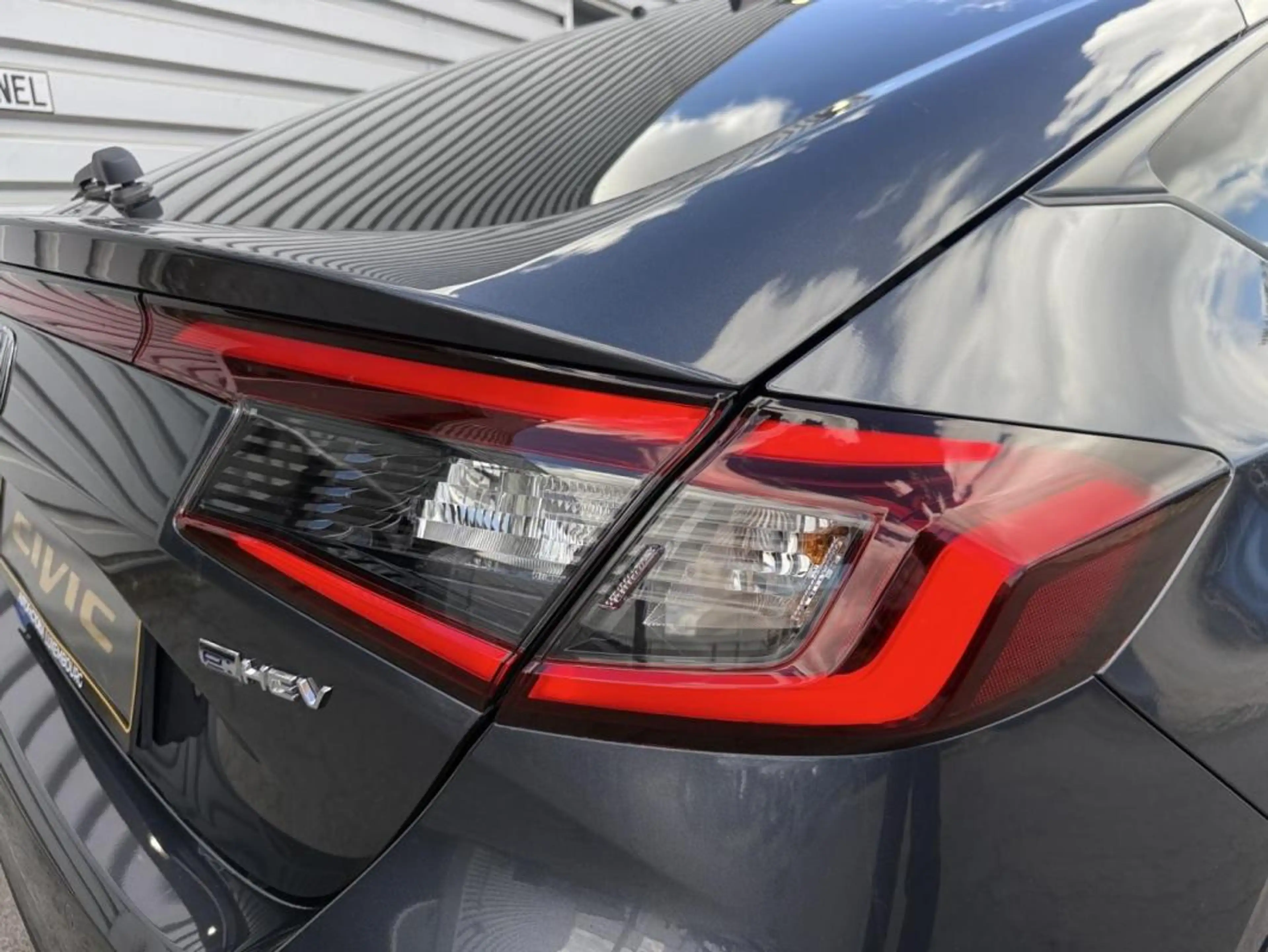 Honda Civic 2.0 i-MMD 184ch e:HEV Sport — photo 28