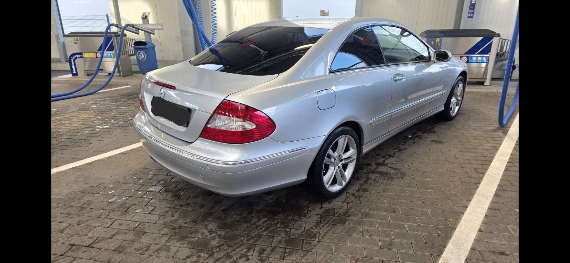 Second hand Mercedes Benz Clk-Class 