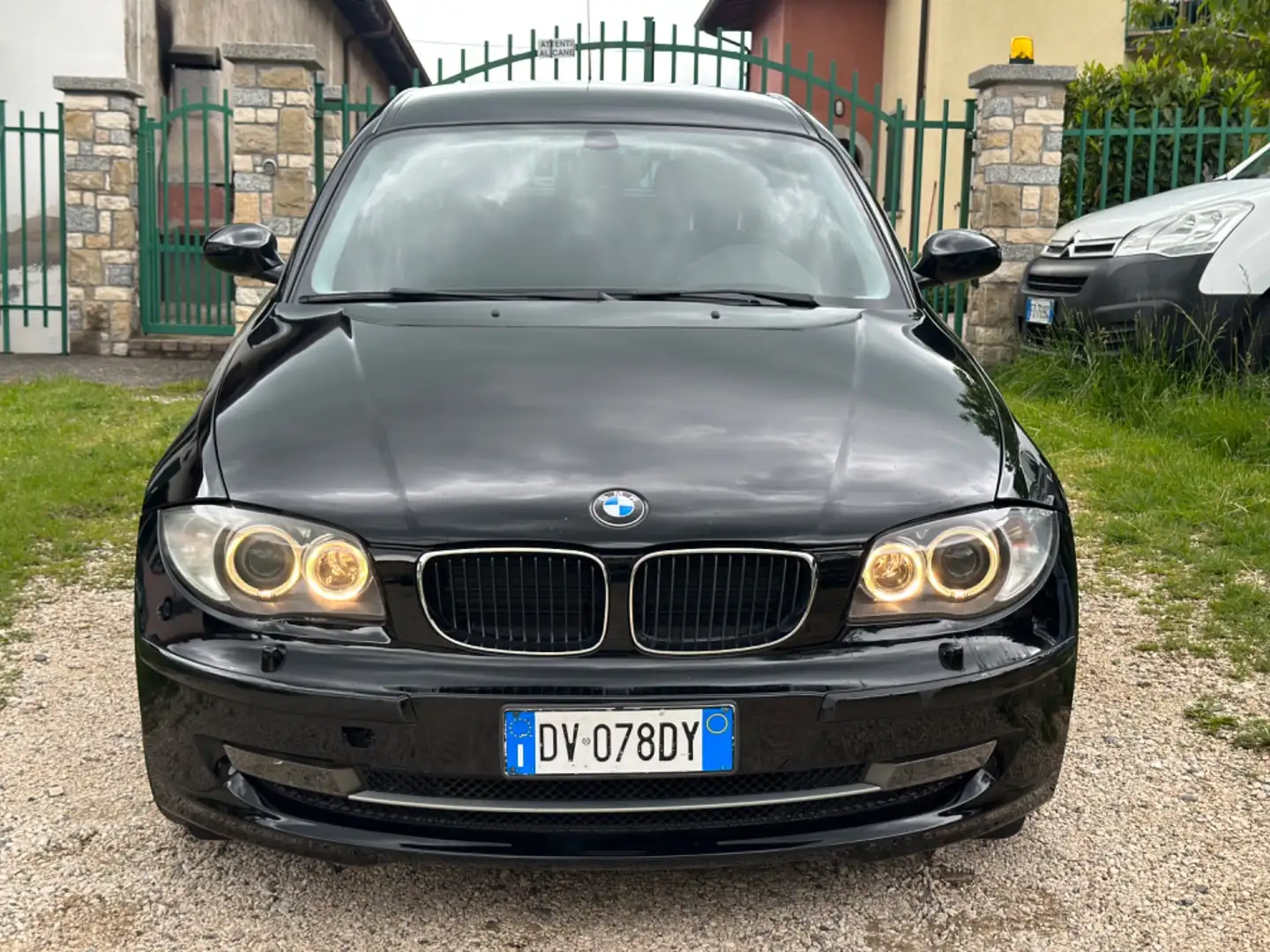 BMW 118 118d cat 5 porte Futura DPF Negro - 2