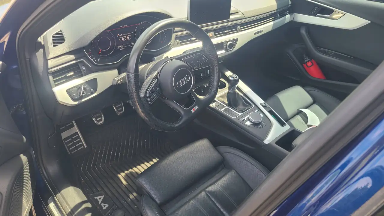 Audi A4 photo Audi A4