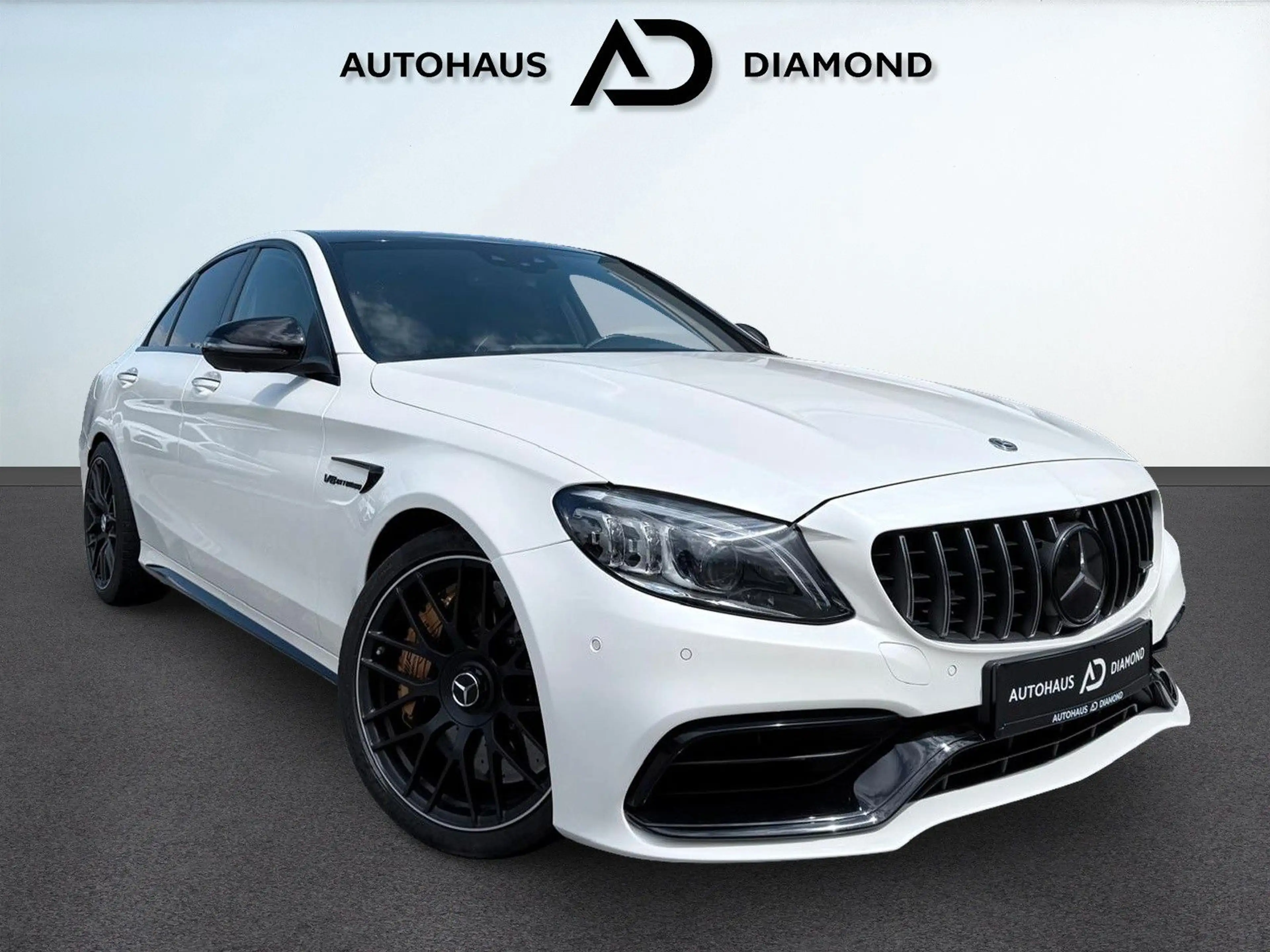 Mercedes-Benz C 63 AMG C 63S AMG * CARBON KERAMIK * PANO * MB100 *