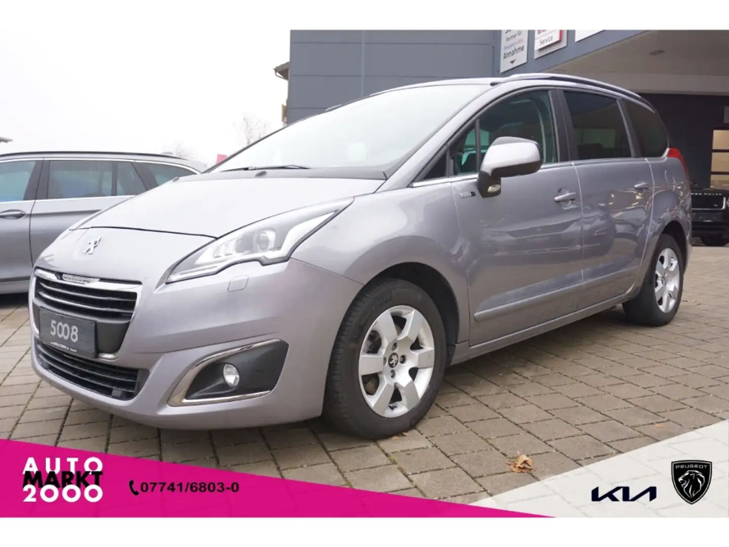 Peugeot 5008 HDI 150 Style Pano Head Up PDC Klimaaut. Grau - 1