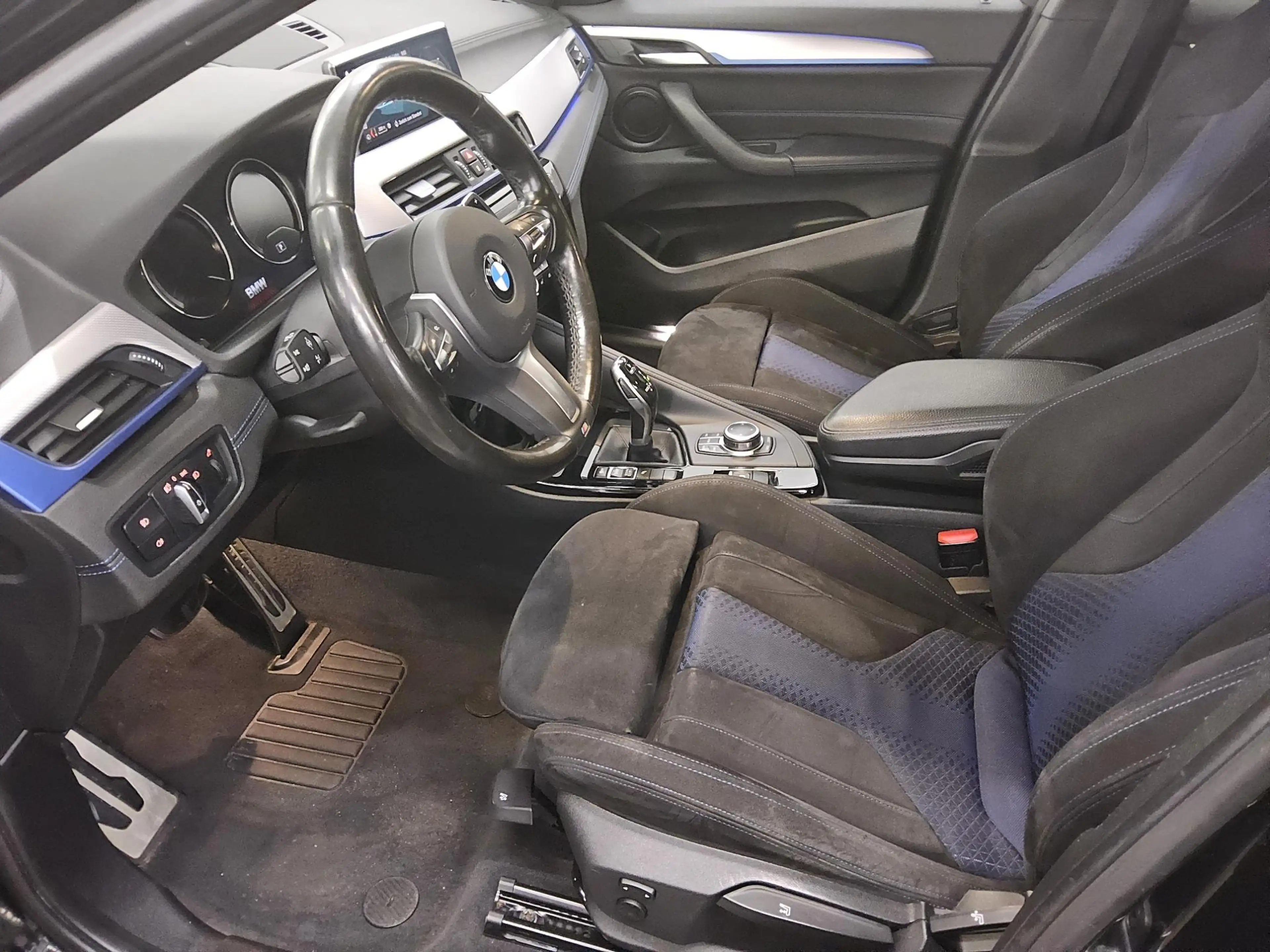 BMW X2 — photo 8