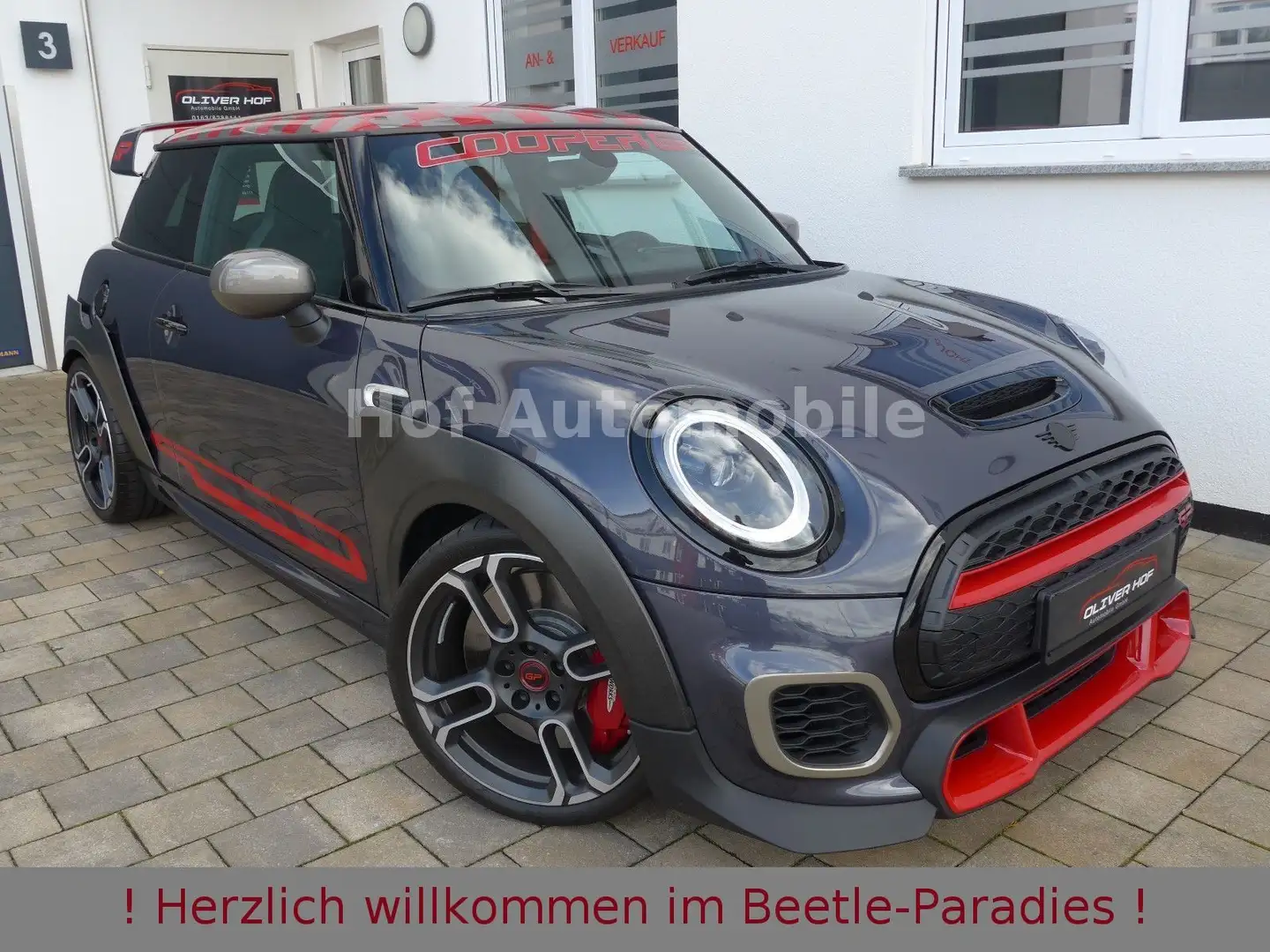 MINI John Cooper Works GP Nr. 1300/3000 Grau - 1