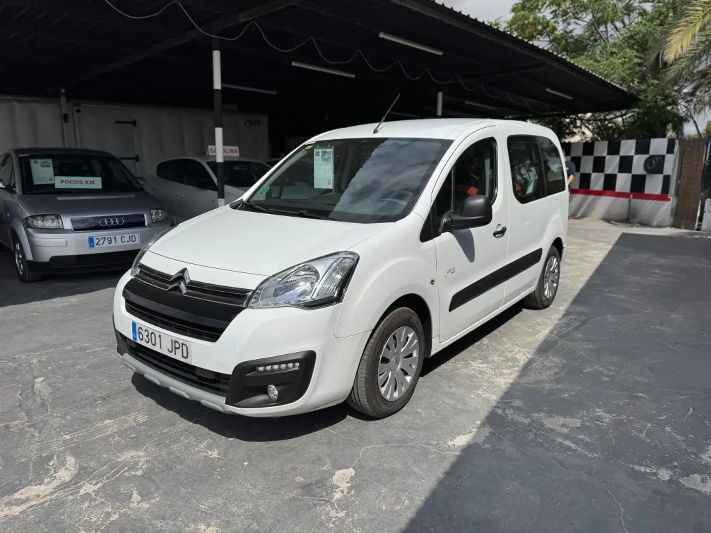 Citroen Berlingo Multispace 1.6BlueHDi Live 75 Blanco - 1