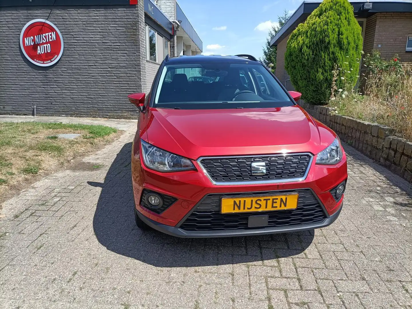 SEAT Arona 1.0 Style Buss, Navi,Trekhk afn,Camera,Park a Rood - 2