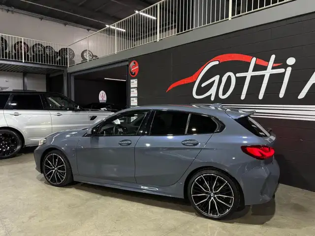 BMW 1 Series view 6