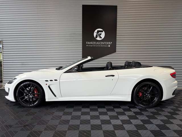 Maserati GranCabrio MC 4.7L V8/PDC/NAVI/SHZ/BOSE