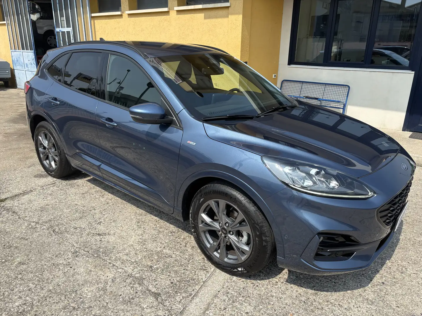 Ford Kuga Kuga 2.5 full hybrid ST-Line X 2wd 190cv cvt Blu/Azzurro - 1