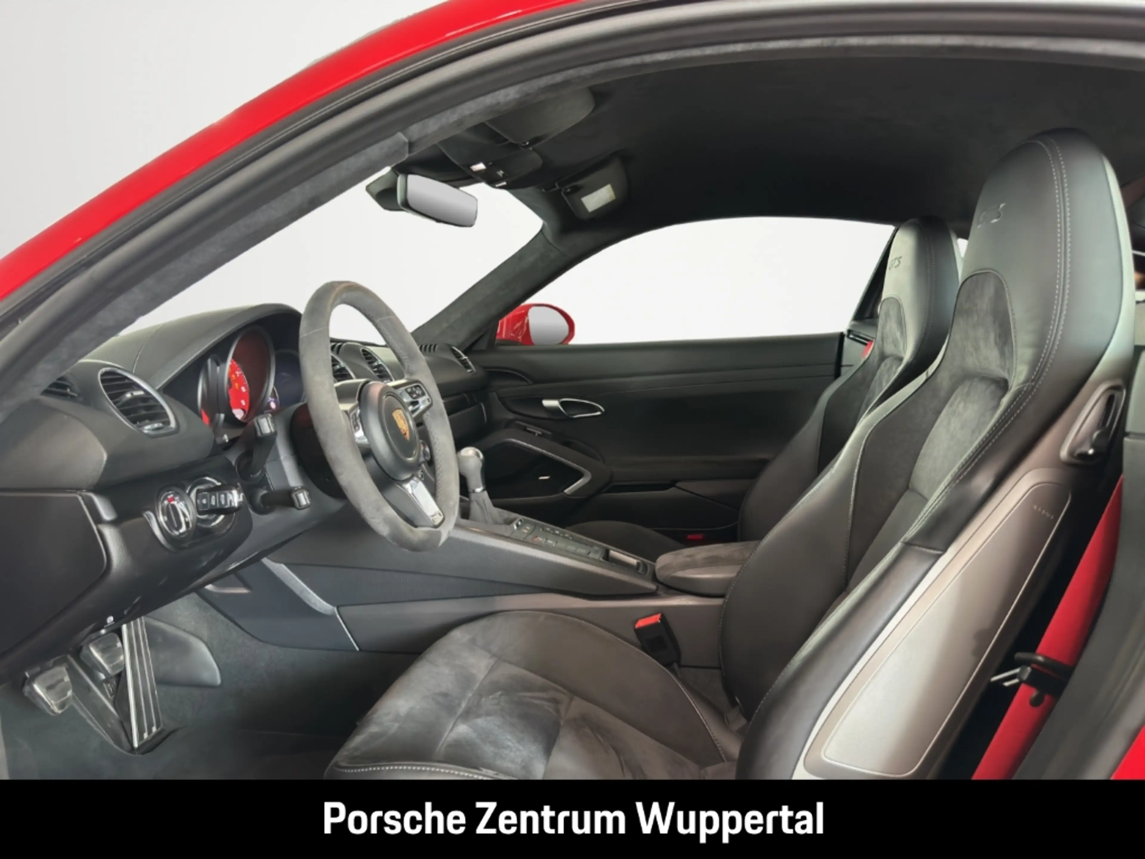 Porsche Cayman 718 GTS 4.0 — photo 11