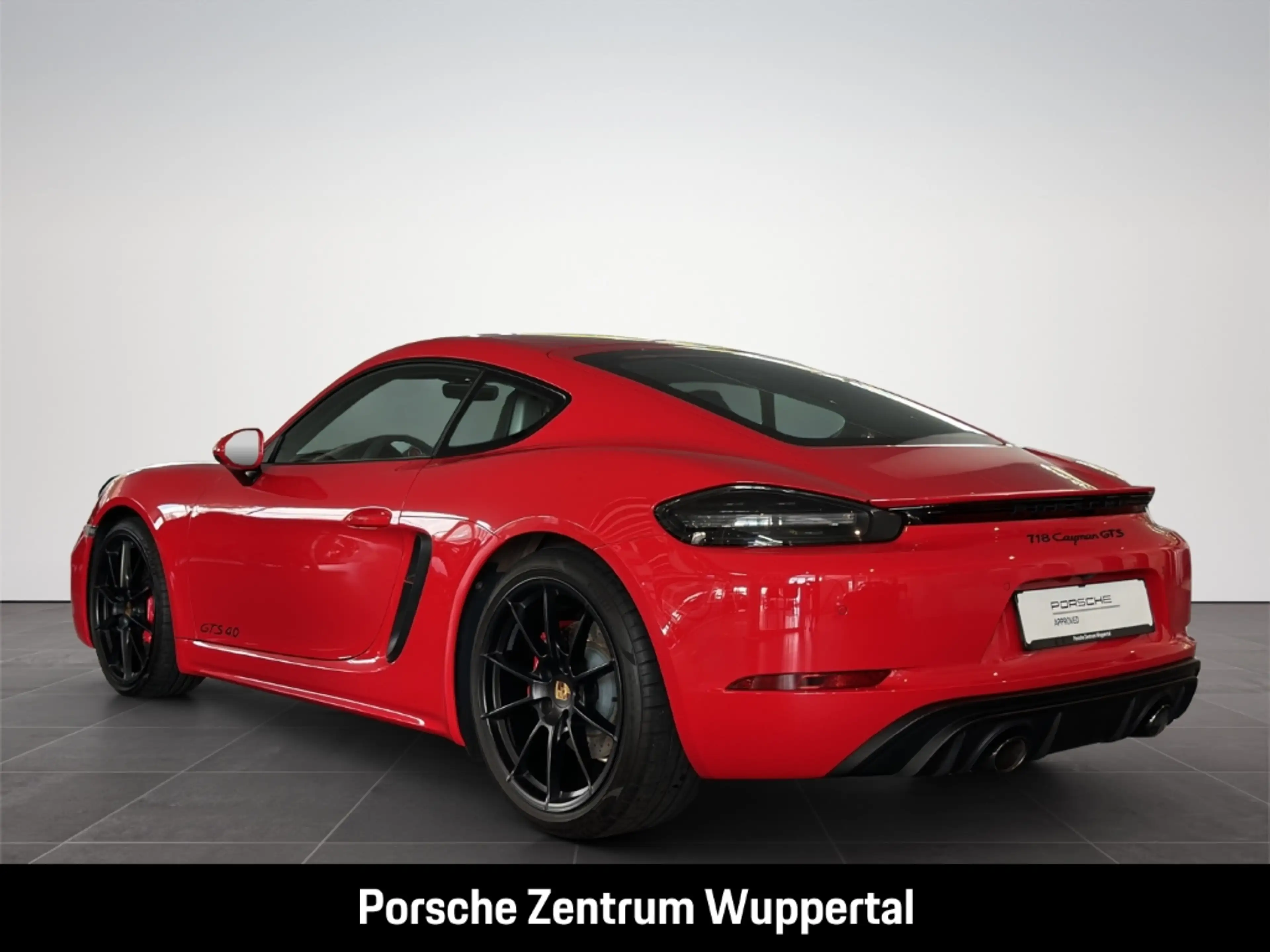 Porsche Cayman 718 GTS 4.0 — photo 3