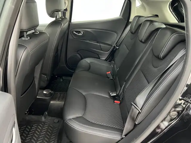Renault Clio view 13