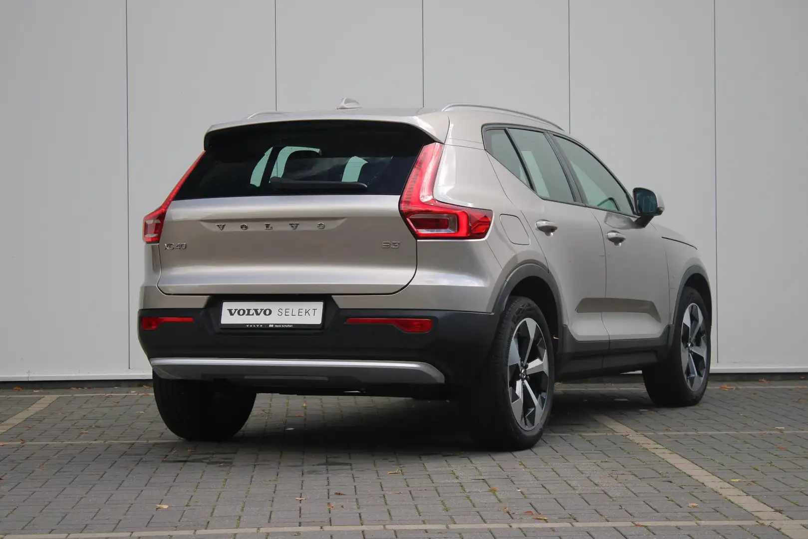 Volvo XC40 B3 163PK AUT7 Core | Lederen Bekleding | Stoel & S Gris - 2