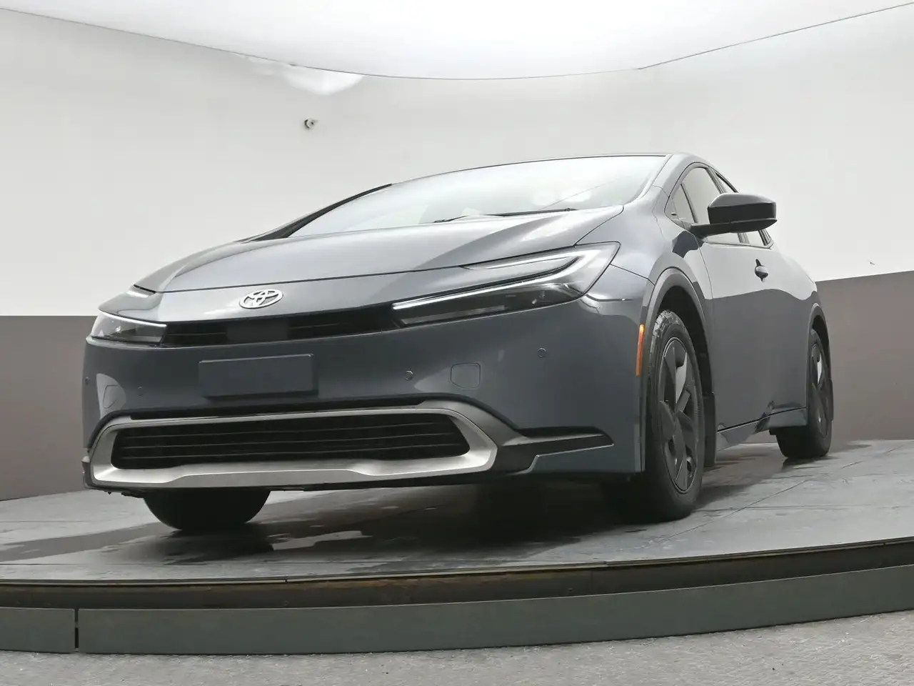 Toyota Prius снимка Toyota Prius